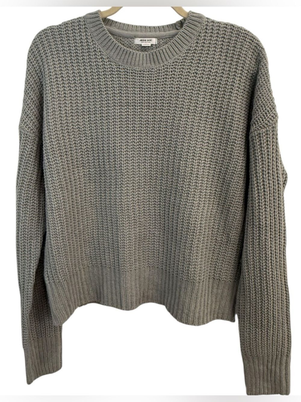 Ardene Basic Collection Long Sleeve Gray Crewneck Pullover Sweater. Medium. NEW.